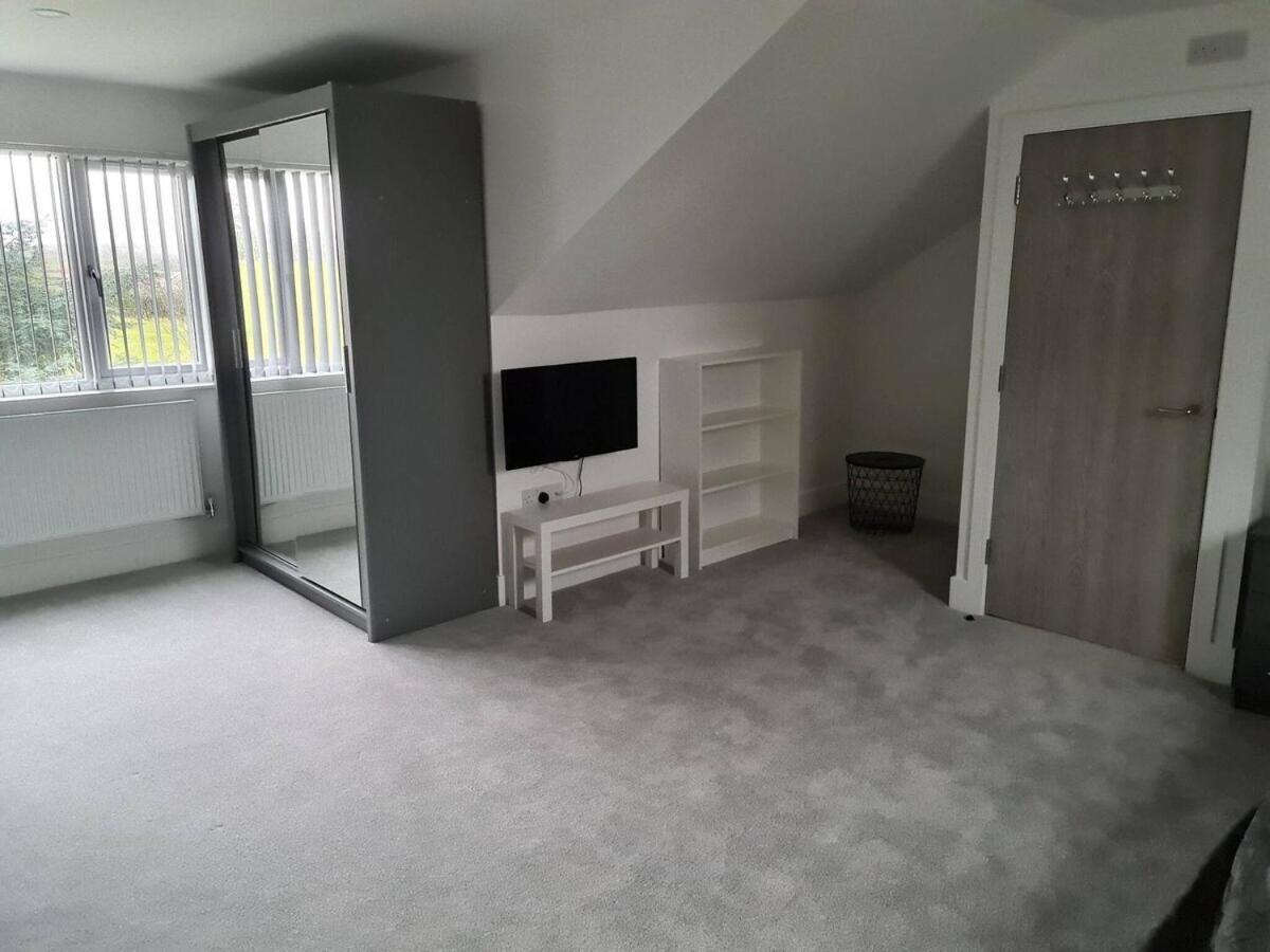 Sav 5 Bed Luxury Detached House In Leicester Humberstone Rom bilde